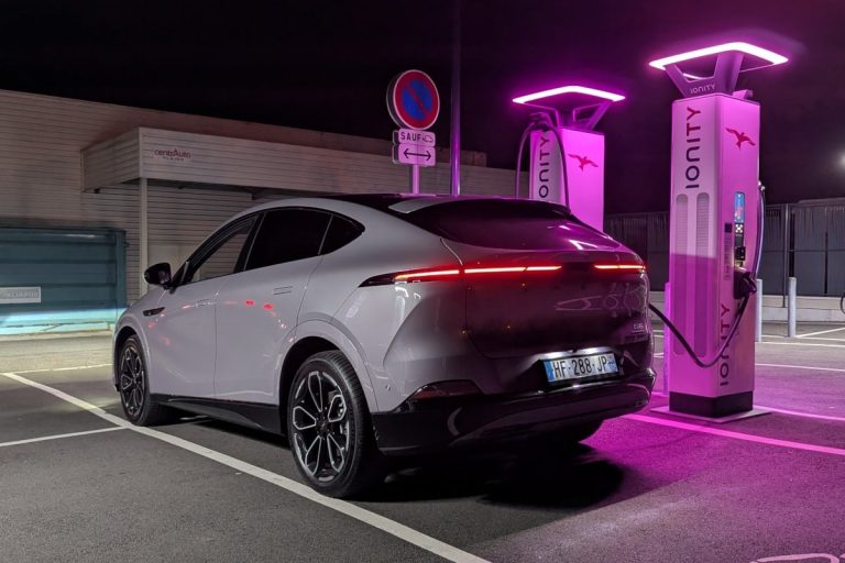 découvrez les tendances et analyses du baromètre assurance auto de décembre 2025 pour mieux comprendre l'évolution des tarifs et des garanties.